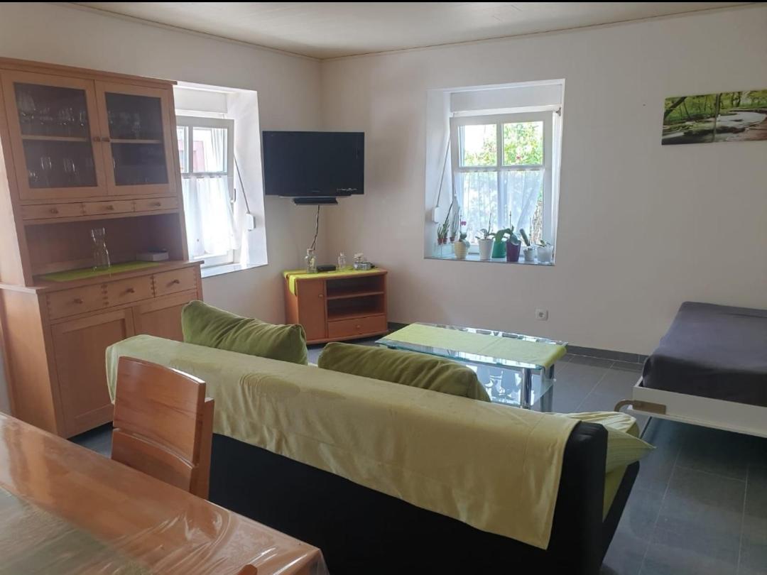 Ferien-Apartment Meter Neumagen-Dhron Bagian luar foto